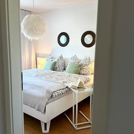 Apartment Lena *